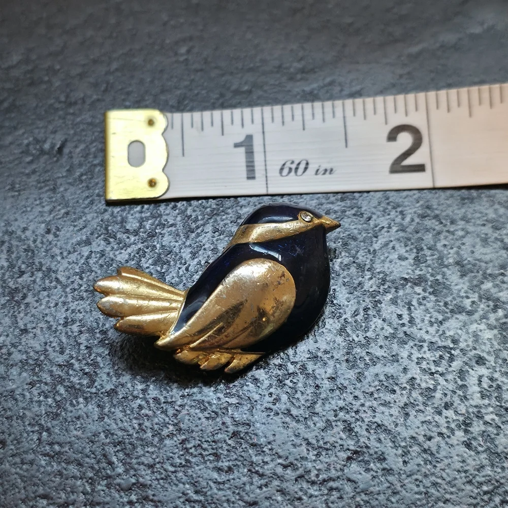 Vintage Mid-Century Enameled Bird Brooch